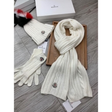 Moncler Caps Scarfs